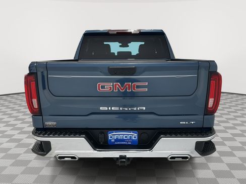 Used 2024 GMC Sierra 1500 SLT w/ SLT Premium Package image 4