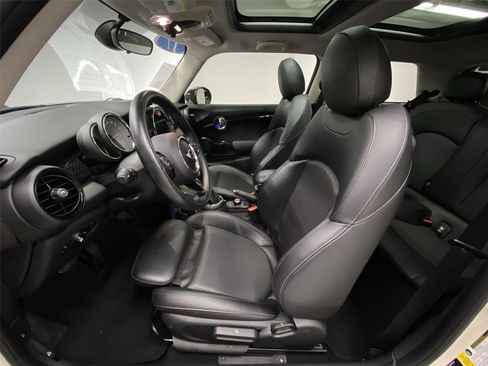 Used 2017 MINI Cooper S image 17