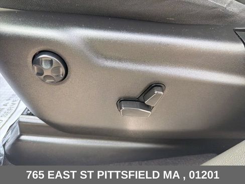 Used 2023 Dodge Durango GT AWD/4WD image 14