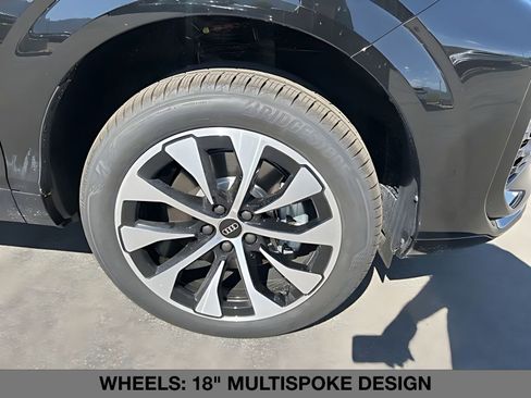 New 2026 Audi Q3 quattro 2.0T AWD/4WD image 10
