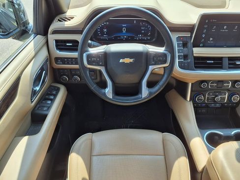 Used 2024 Chevrolet Tahoe Premier w/ Premium Package AWD/4WD image 13