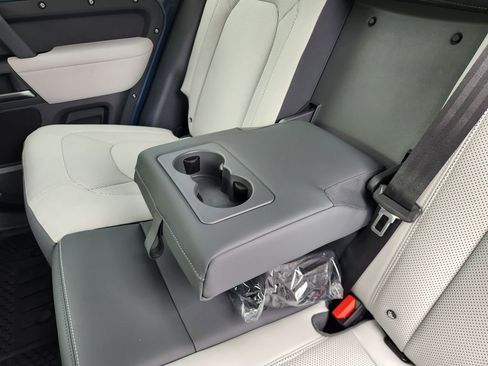 New 2026 Land Rover Defender 110 S AWD/4WD image 13