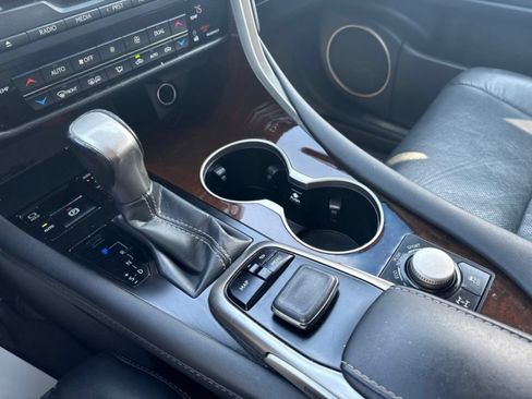 Used 2019 Lexus RX 350 AWD w/ Navigation Package image 16