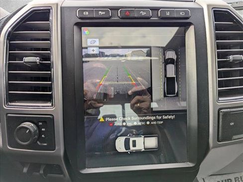 Used 2019 Ford F450 Platinum w/ Platinum Ultimate Package AWD/4WD image 19