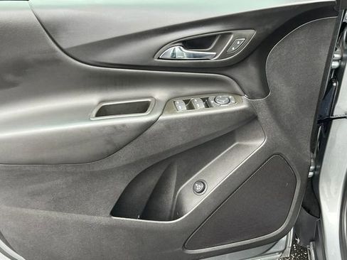 Used 2023 Chevrolet Equinox LT image 14