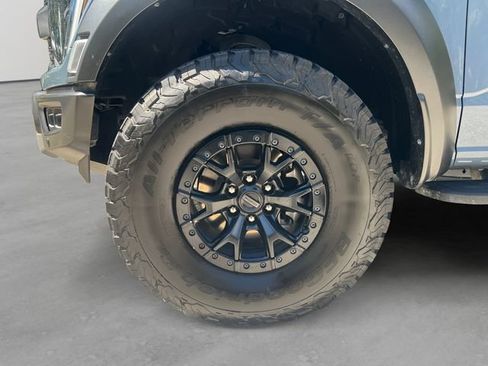Used 2023 Ford F150 Raptor w/ Raptor 37 Performance Package AWD/4WD image 10