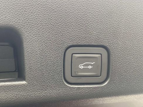 New 2026 Chevrolet Traverse LT w/ Midnight/Sport Edition image 12