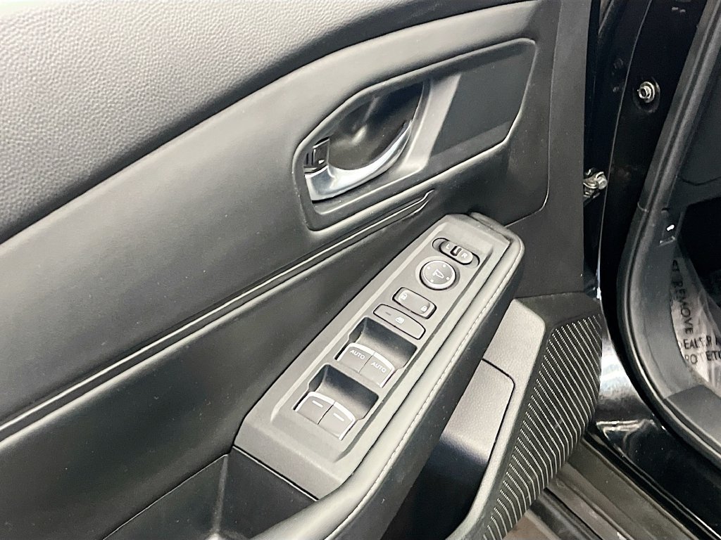 Used 2024 Honda Accord Sport image 17
