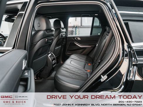 Used 2023 BMW X5 xDrive45e image 31