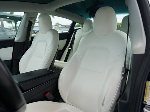 Used 2019 Tesla Model 3 Standard Range Plus RWD image 10