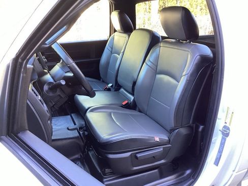 Used 2022 RAM 3500 Tradesman image 24