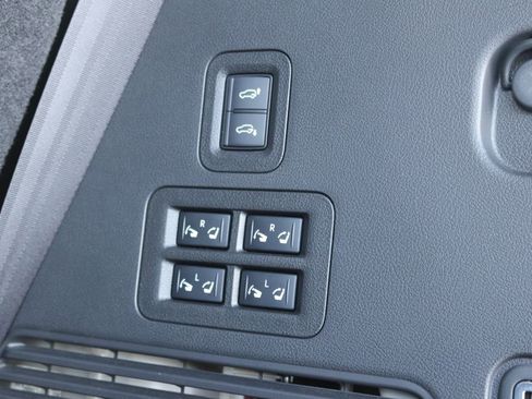 Certified 2025 INFINITI QX80 Luxe image 30