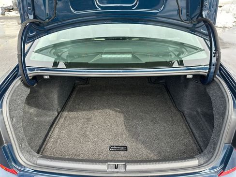 Used 2020 Volkswagen Passat 2.0T R-Line image 23