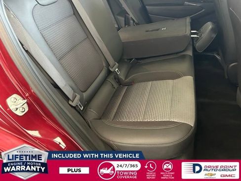 Used 2025 Chevrolet Trax LT FWD image 28