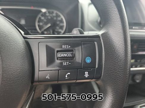 Used 2021 Nissan Rogue SV FWD image 23