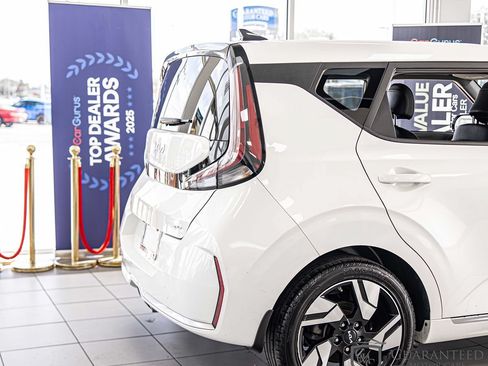 Used 2023 Kia Soul GT-Line FWD image 16