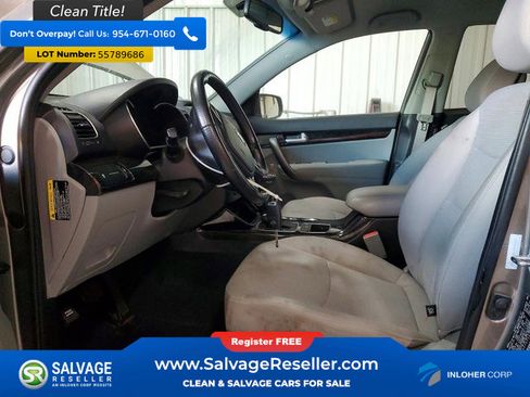 Used 2014 Kia Sorento LX FWD image 9
