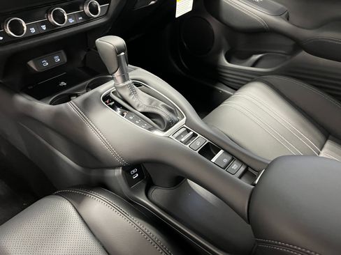 New 2026 Honda HR-V EX-L image 17