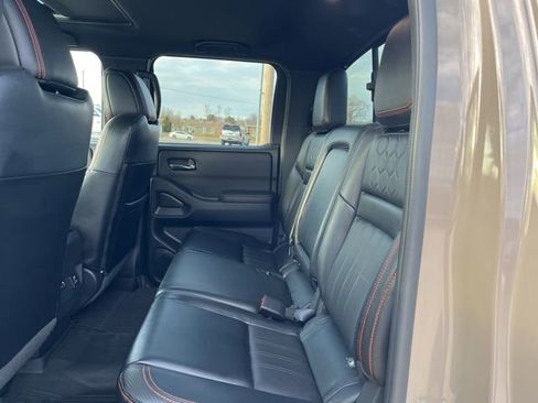 Used 2023 Nissan Frontier PRO-4X w/ Pro-4X Premium Package image 24