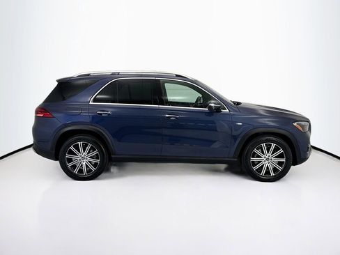 Used 2025 Mercedes-Benz GLE 450e 4MATIC image 4