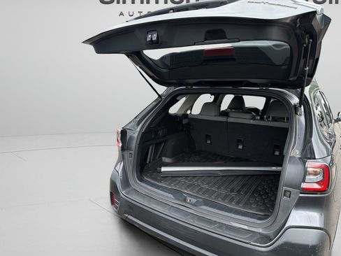 Used 2022 Subaru Outback Premium AWD/4WD image 8