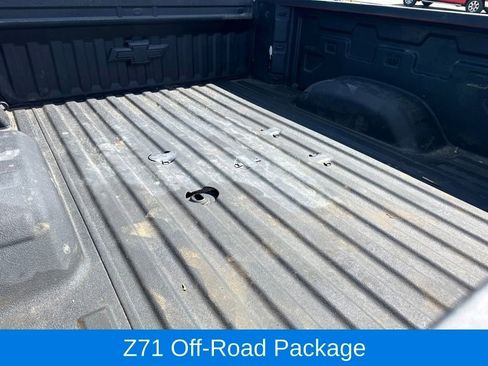 Used 2024 Chevrolet Silverado 2500 LTZ w/ LTZ Convenience Package AWD/4WD image 9