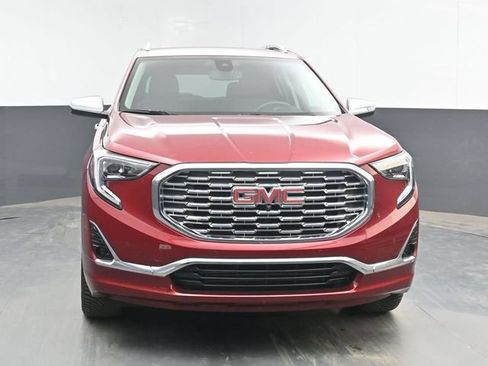 Used 2018 GMC Terrain Denali w/ Advanced Safety Package AWD/4WD image 3