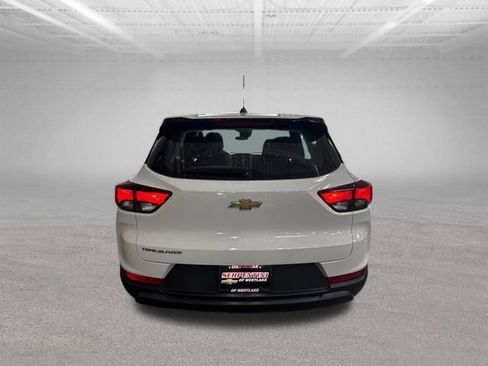 Used 2023 Chevrolet TrailBlazer LS FWD image 23