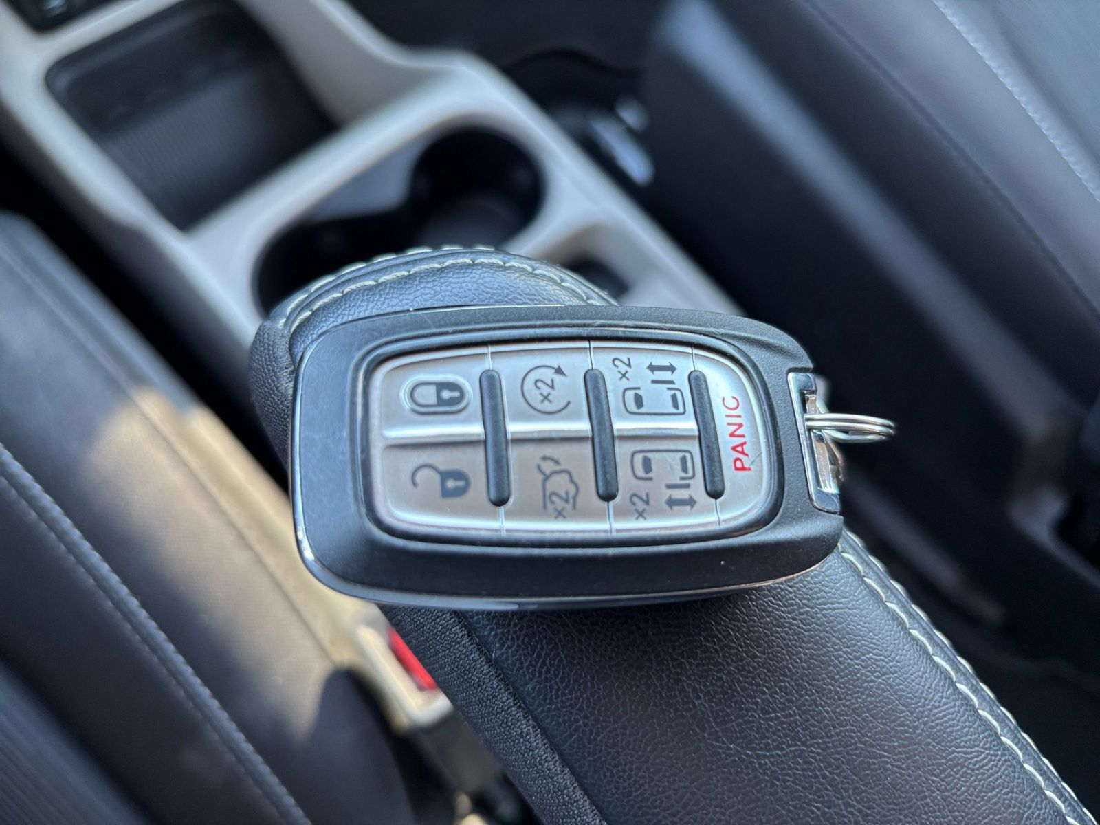 Used 2024 Chrysler Voyager LX FWD image 20