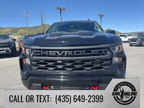 Used 2026 Chevrolet Silverado 1500 Custom Trail Boss w/ LPO, Dark Essentials Package AWD/4WD image 9