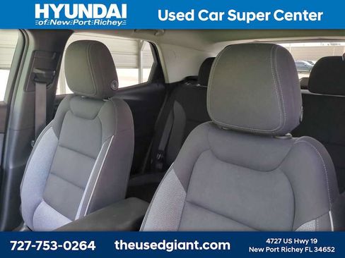 Used 2023 Chevrolet TrailBlazer LT w/ Convenience Package FWD image 7