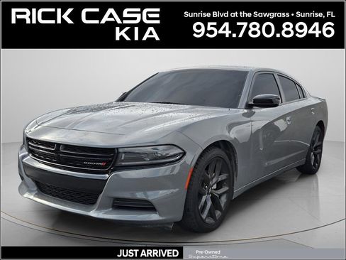 Used 2023 Dodge Charger SXT w/ Blacktop Package RWD image 1