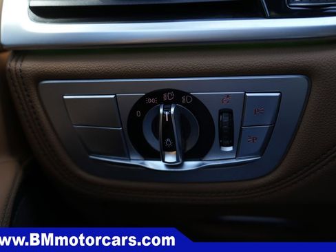 Used 2020 BMW 750i xDrive w/ Cold Weather Package AWD/4WD image 55