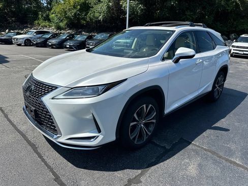 Used 2020 Lexus RX 350L Premium w/ Premium Package AWD/4WD image 3