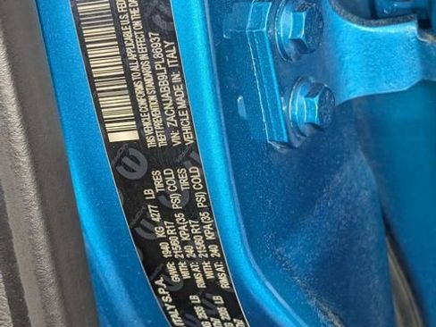 Used 2020 Jeep Renegade Latitude image 34