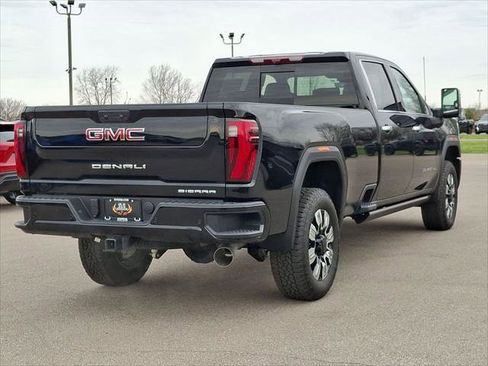 Used 2026 GMC Sierra 3500 Denali w/ Denali Reserve Package image 12