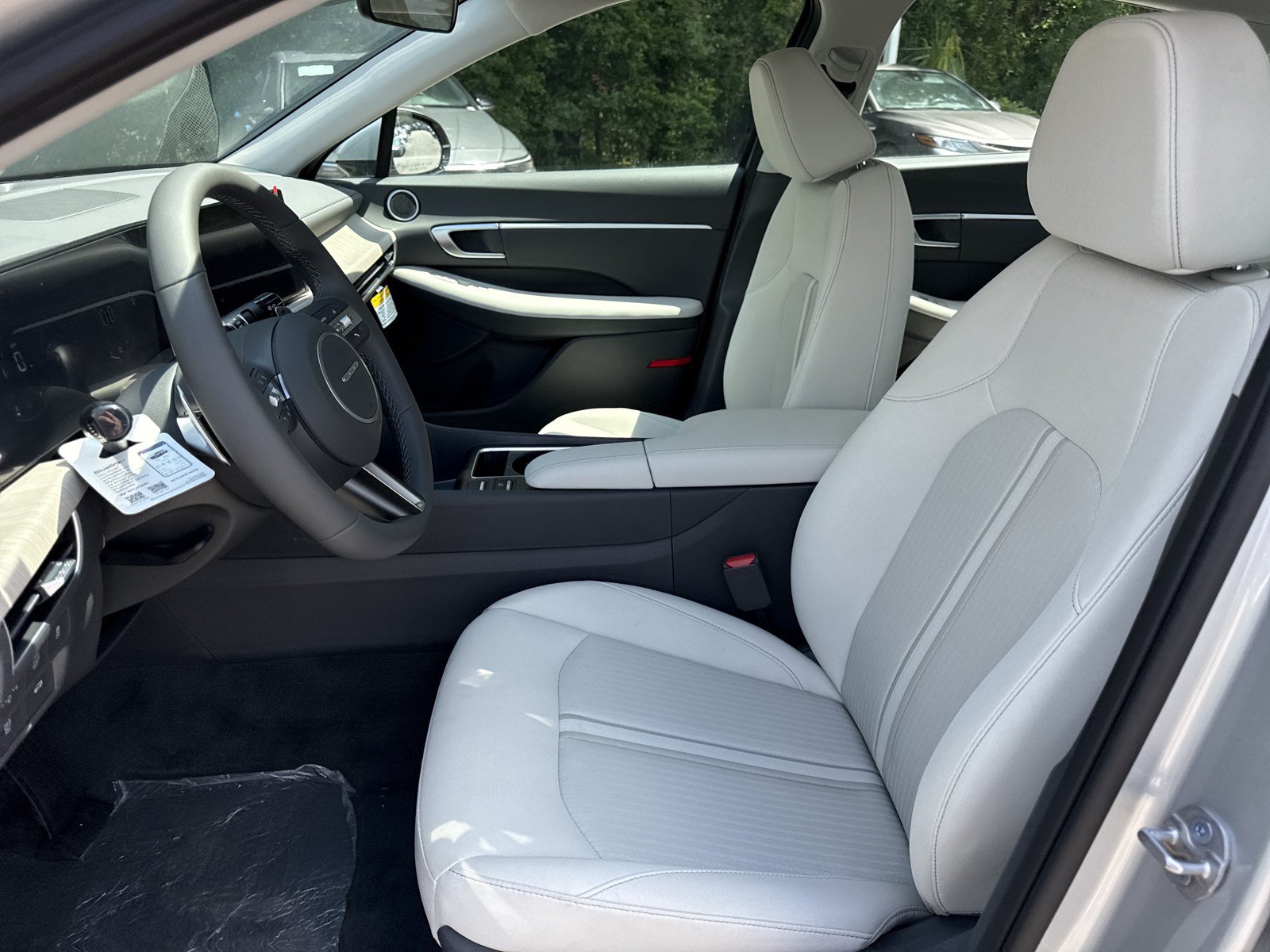 New 2026 Hyundai Sonata SEL FWD image 10
