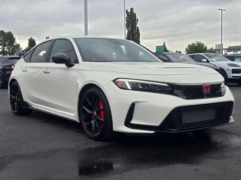 Used 2025 Honda Civic Type R image 7