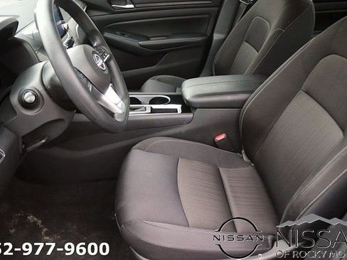 Certified 2024 Nissan Altima 2.5 SV FWD image 15