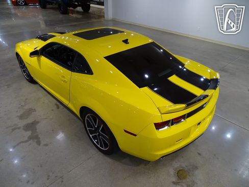 Used 2010 Chevrolet Camaro SS w/ RS Package image 8