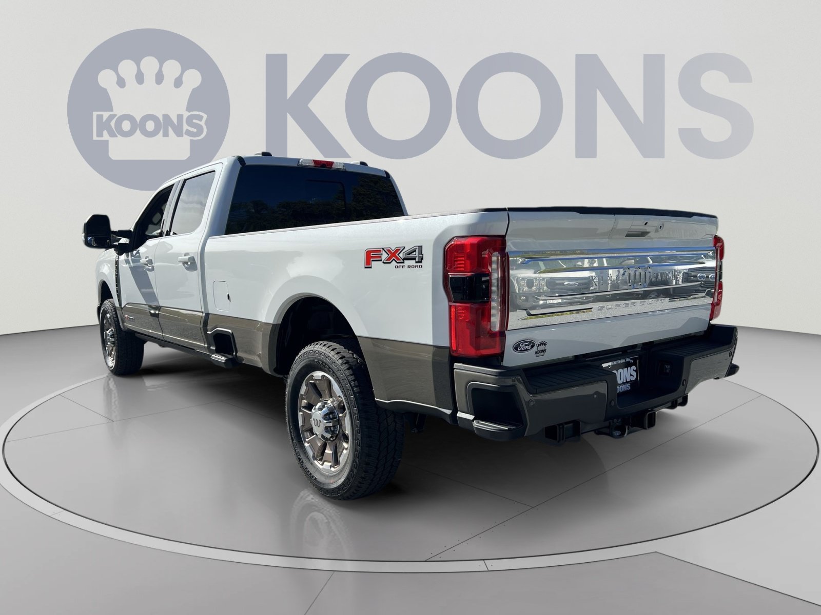 Used 2027 Ford F350 King Ranch AWD/4WD image 4