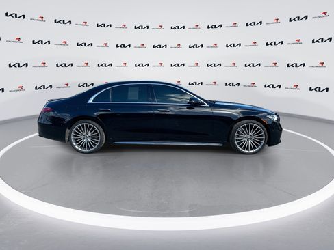 Used 2022 Mercedes-Benz S 500 4MATIC image 9