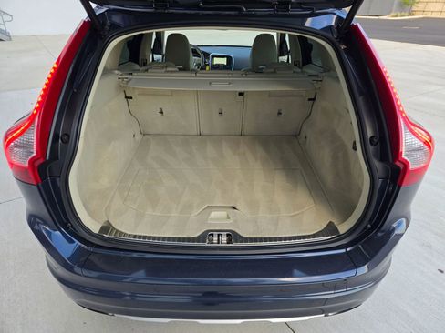 Used 2015 Volvo XC60 T5 image 17