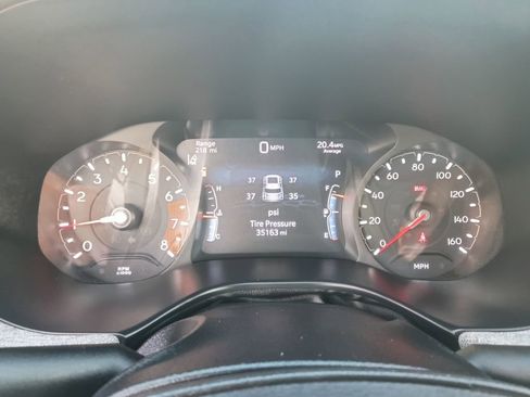 Used 2025 Jeep Compass Latitude w/ Sun & Sound Group image 2