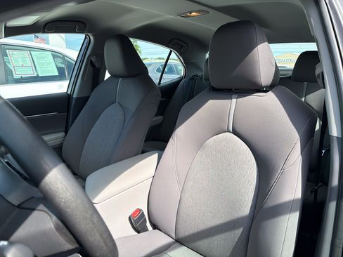 Used 2023 Toyota Camry LE FWD image 10