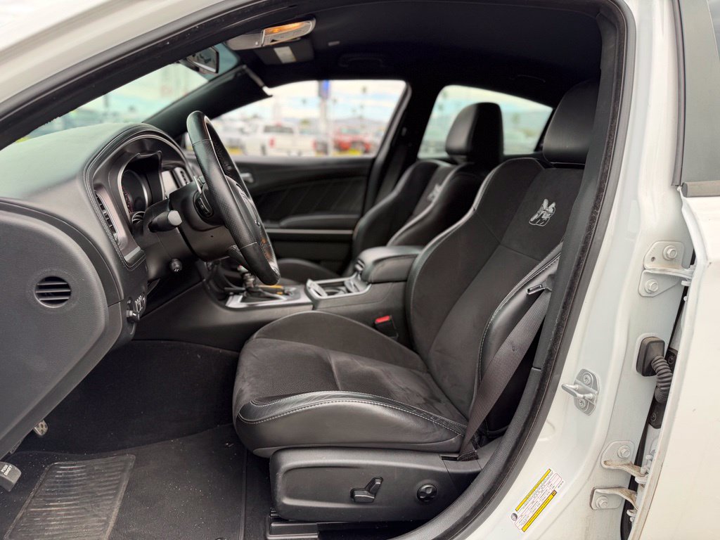 Used 2019 Dodge Charger Scat Pack w/ Technology Group RWD image 5