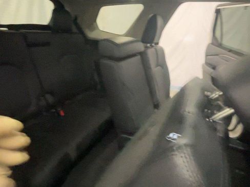 Used 2023 Honda Pilot Touring image 25