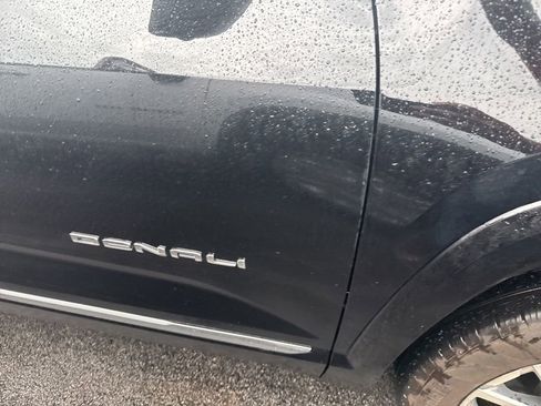 Used 2026 GMC Terrain Denali AWD/4WD image 9