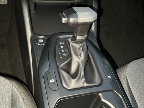 New 2025 Kia K4 LXS image 22