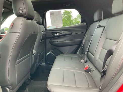 Used 2026 Chevrolet TrailBlazer RS w/ Convenience Package AWD/4WD image 9
